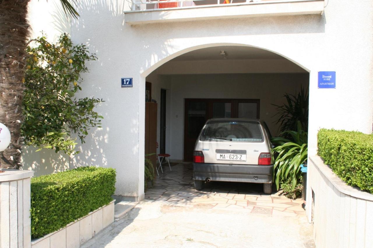 Apartments By The Sea Podgora, Makarska - 518 Exterior foto